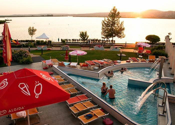 Velence Spa Lake Apartman Exterior photo
